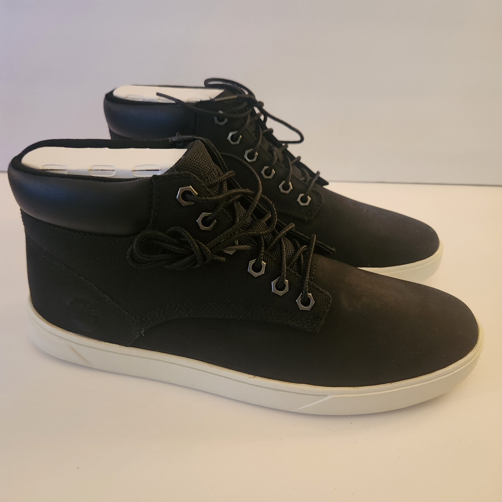 Timberland 'Groveton' Black and White High-Top Sneakers - Mens 7.5 New